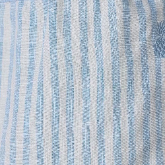 Tommy Bahama Women 100% Linen striped shorts Size:M. EUC - Picture 3 of 10